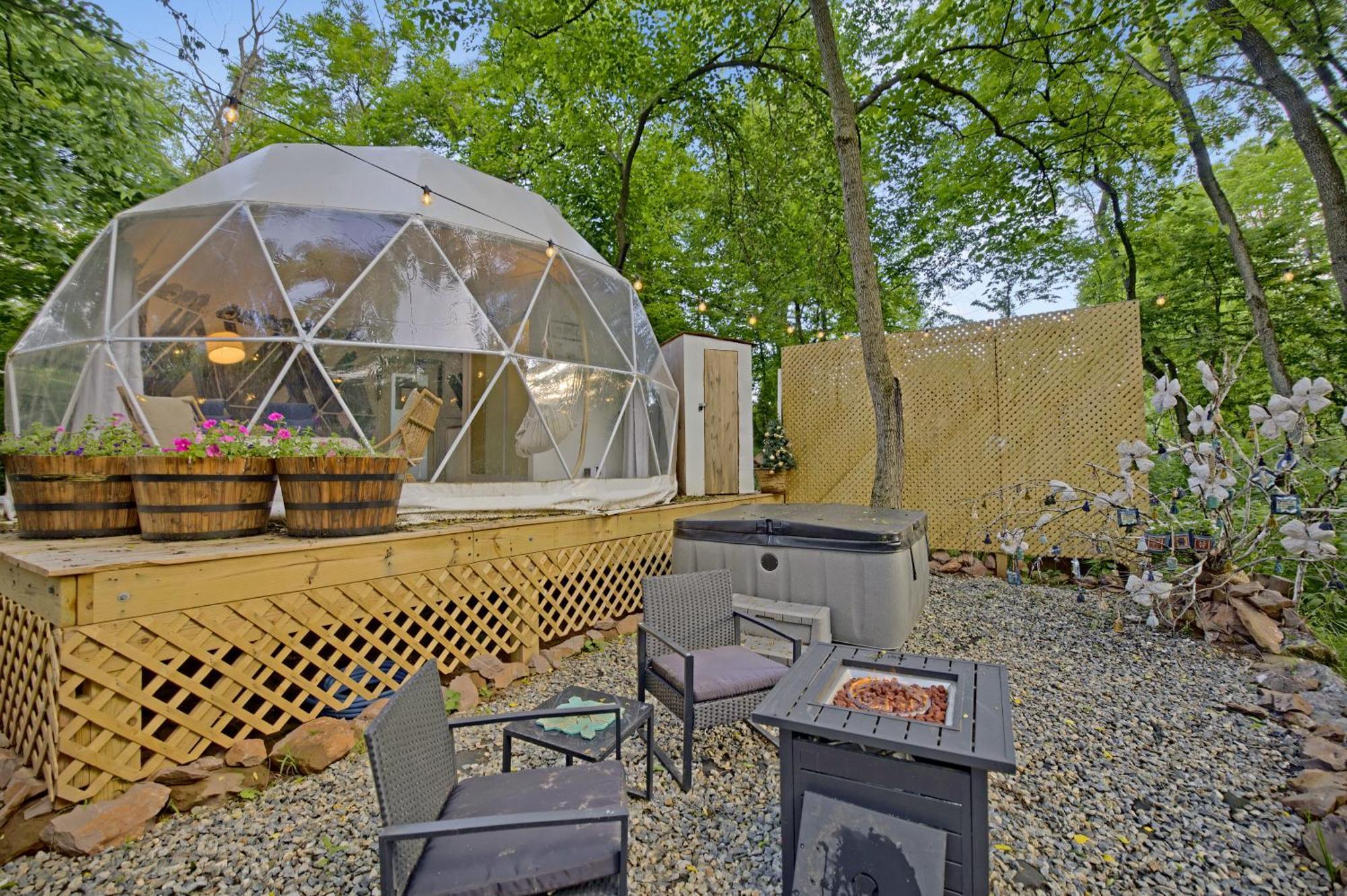 Dream Dome Getaway Near *